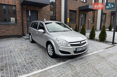 Універсал Opel Astra 2009 в Вінниці