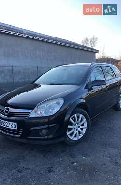 Універсал Opel Astra 2008 в Новій Ушиці