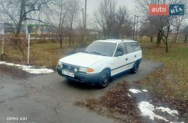 Универсал Opel Astra 1993 в Миргороде