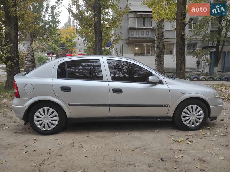Хетчбек Opel Astra 1998 в Марганці фото 5 Хетчбек Opel Astra 1998 в Марганці