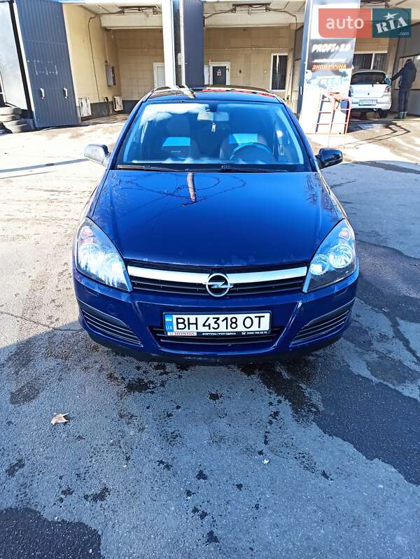 Хэтчбек Opel Astra 2005 в Одессе