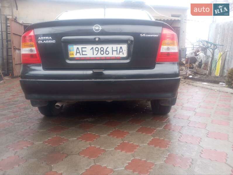 Седан Opel Astra 2007 в Кривому Розі