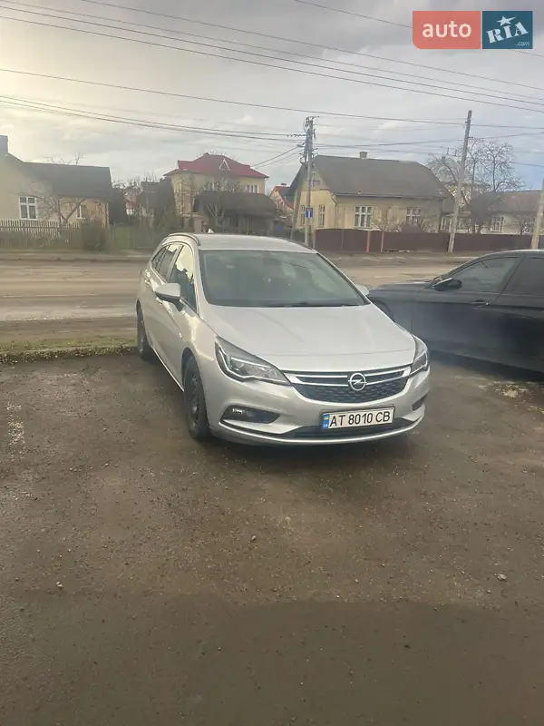 Универсал Opel Astra 2017 в 