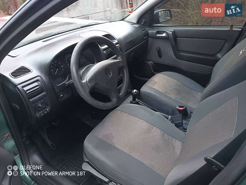 Седан Opel Astra 2008 в Полтаве