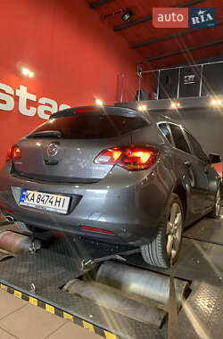 Хетчбек Opel Astra 2012 в Києві