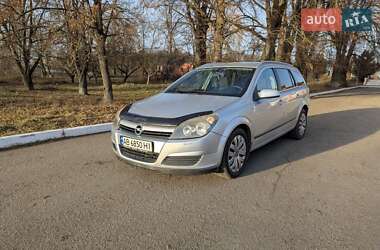 Універсал Opel Astra 2005 в Хмільнику