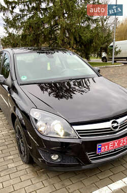 Хетчбек Opel Astra 2009 в Луцьку