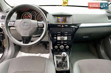 Хетчбек Opel Astra 2009 в Луцьку