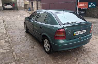 Седан Opel Astra 2003 в Бучачі