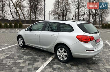 Универсал Opel Astra 2012 в Виннице