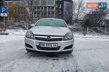 Універсал Opel Astra 2007 в Тернополі