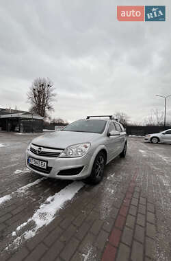 Універсал Opel Astra 2008 в Івано-Франківську