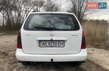 Універсал Opel Astra 1998 в Дніпрі