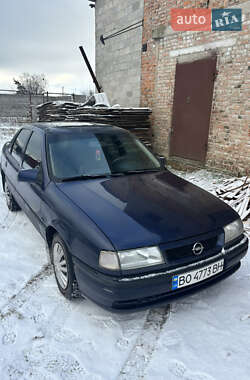 Седан Opel Astra 1995 в Рівному