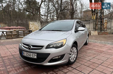 Універсал Opel Astra 2014 в Києві