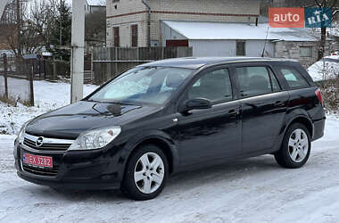 Універсал Opel Astra 2009 в Тернополі