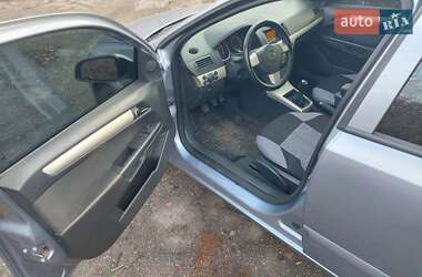 Универсал Opel Astra 2008 в 