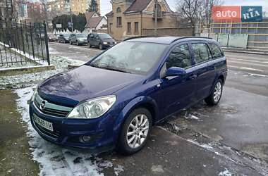 Универсал Opel Astra 2008 в Ровно