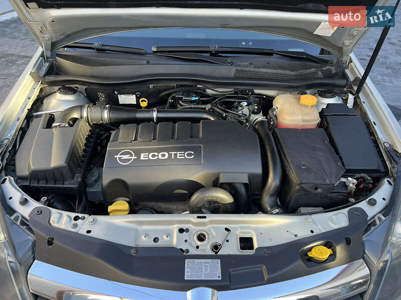Универсал Opel Astra 2006 в Запорожье