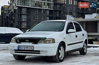 Хэтчбек Opel Astra 2001 в Львове