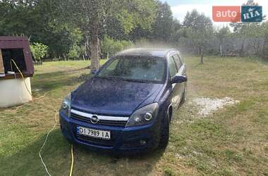 Універсал Opel Astra 2005 в Радомишлі