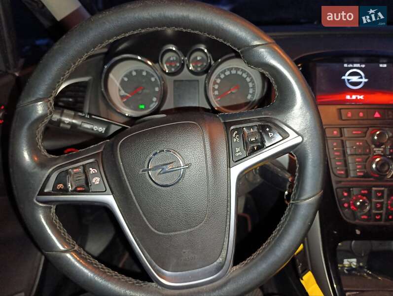 Універсал Opel Astra 2015 в Чернівцях фото 9 Універсал Opel Astra 2015 в Чернівцях