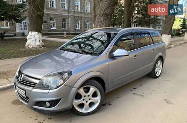 Універсал Opel Astra 2010 в Снятині