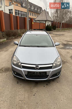 Універсал Opel Astra 2005 в Черкасах