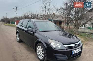 Универсал Opel Astra 2006 в Первомайске