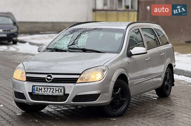 Універсал Opel Astra 2004 в Звягелі