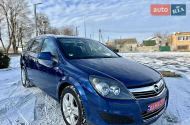 Универсал Opel Astra 2010 в Виннице