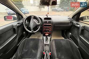 Седан Opel Astra 2001 в Києві