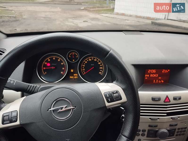 Хетчбек Opel Astra 2007 в Києві