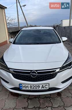 Хетчбек Opel Astra 2018 в Роздільній