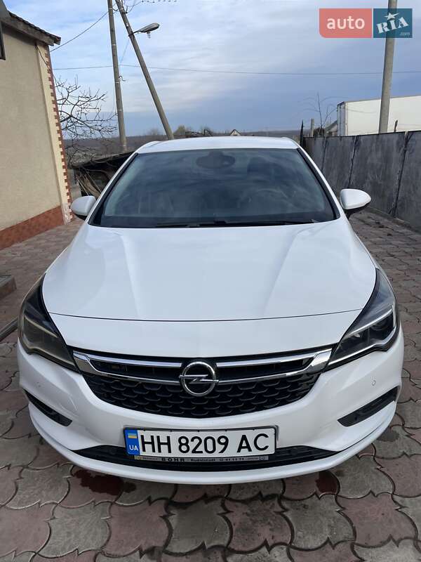 Opel Astra 2018