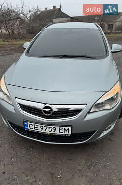Универсал Opel Astra 2011 в 