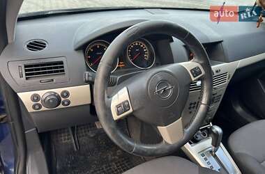 Универсал Opel Astra 2008 в 