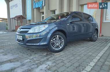 Хетчбек Opel Astra 2007 в Дрогобичі