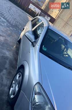 Универсал Opel Astra 2008 в 