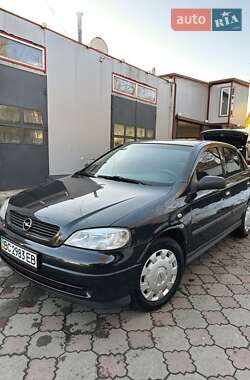 Седан Opel Astra 2008 в Львове