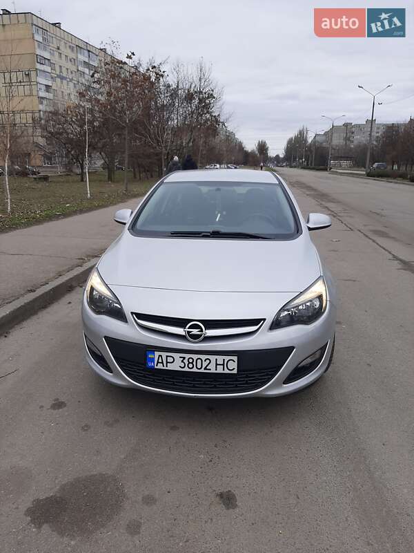 Седан Opel Astra 2019 в Запорожье