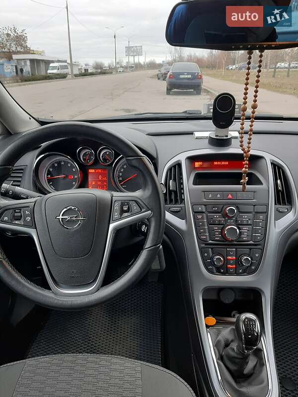 Седан Opel Astra 2019 в Запоріжжі