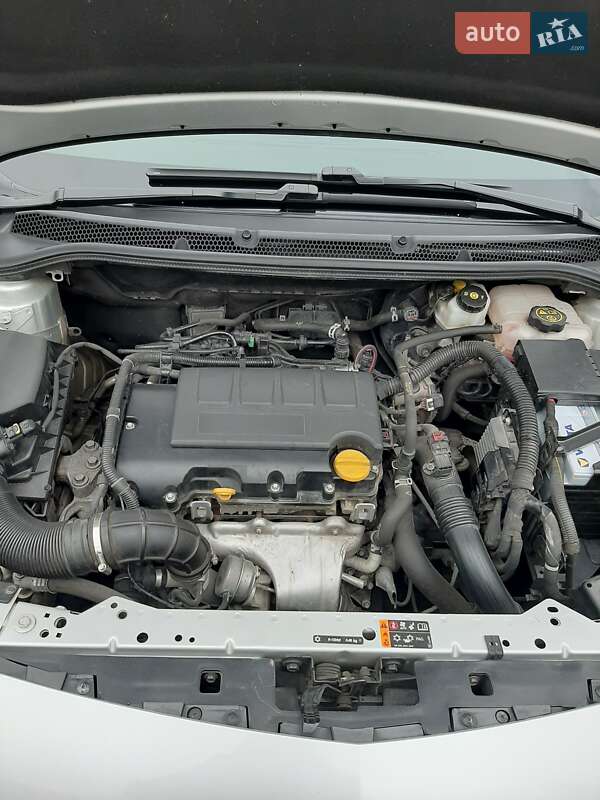 Седан Opel Astra 2019 в Запоріжжі