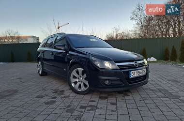 Універсал Opel Astra 2006 в Пустомитах