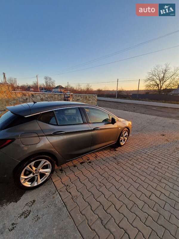 Хэтчбек Opel Astra 2019 в Черновцах