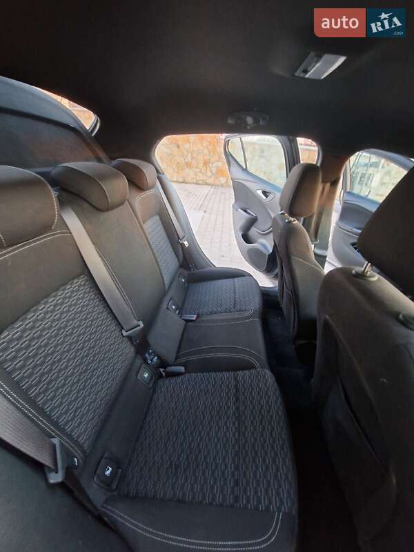 Хэтчбек Opel Astra 2019 в Черновцах