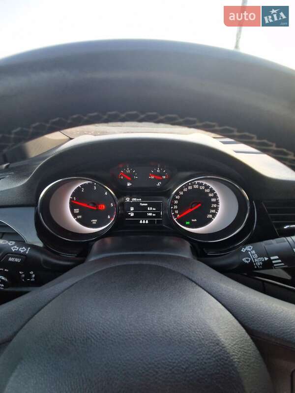 Хэтчбек Opel Astra 2019 в Черновцах