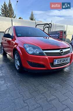 Хэтчбек Opel Astra 2009 в 