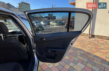 Хэтчбек Opel Astra 2008 в 