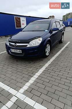 Универсал Opel Astra 2009 в Калуше